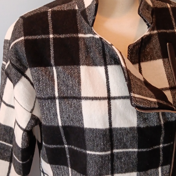 Forever 21 wool blend coat NWOT - Picture 3 of 5